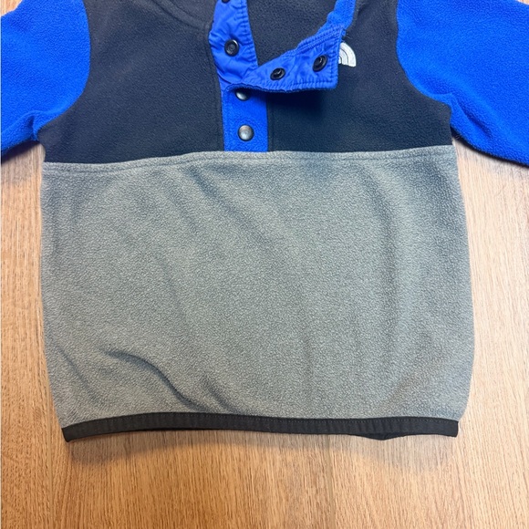 The North Face Glacier Fleece 1/4 Snap Pullover Baby 12-18M Blue Gray Colorblock - Picture 8 of 9